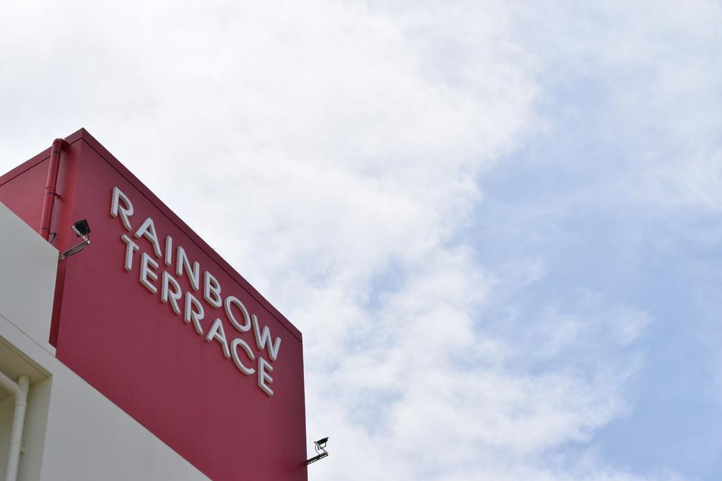 Rainbow Terrace Ginowan Apartment Bilik gambar