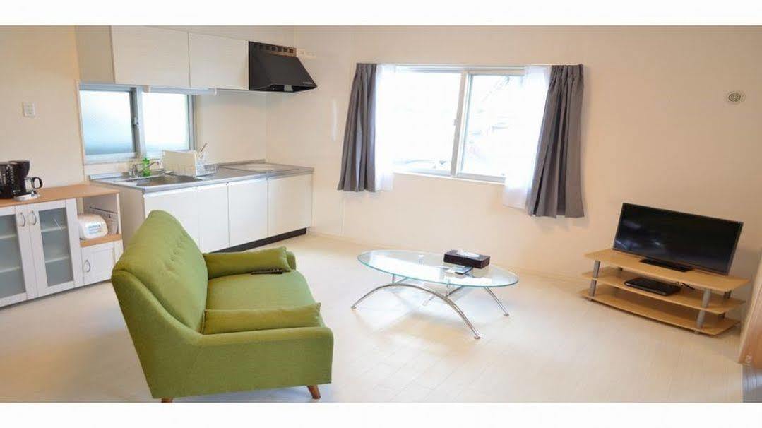 Rainbow Terrace Ginowan Apartment Luaran gambar